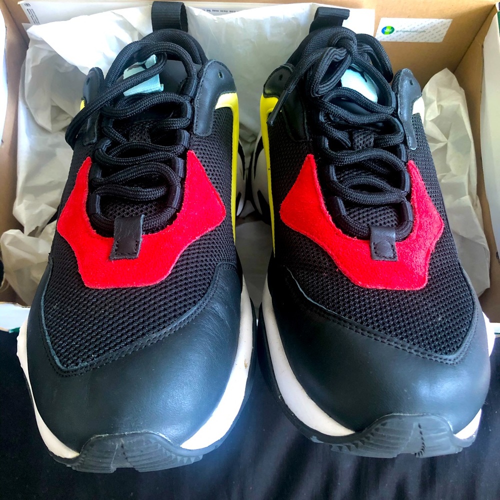 Men’s Puma Spectra size 9 worn 1x